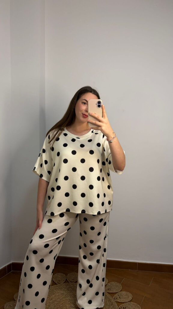 Chandal lunares Curvy