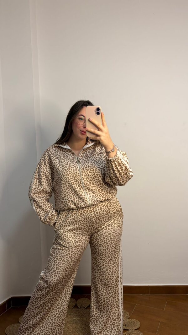 Chandal leopardo